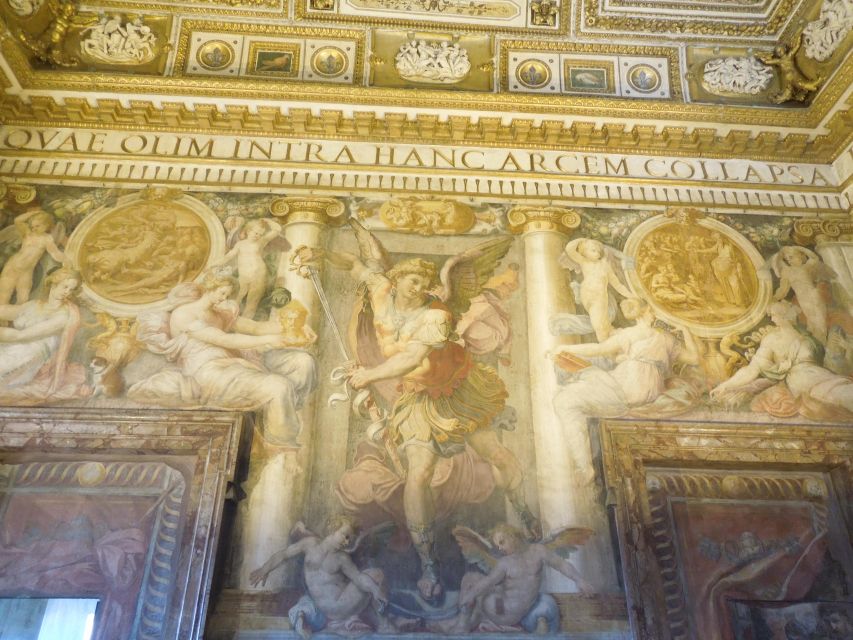 Castel Sant'Angelo: skip the line guided tour - tiered price - Languages, group style, and why private can be worth it
