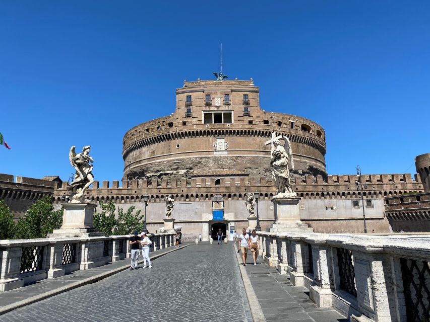 Castel Sant'Angelo Skip the line Ticket with Hop-on Hop-off - Key highlights at a glance
