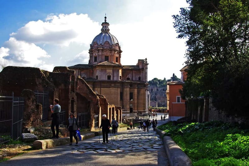 Colosseum, Forum & Palatine Hill Guided Walking tour - Practicalities: Shoes, Bags, and the End-of-Tour Exit Rule