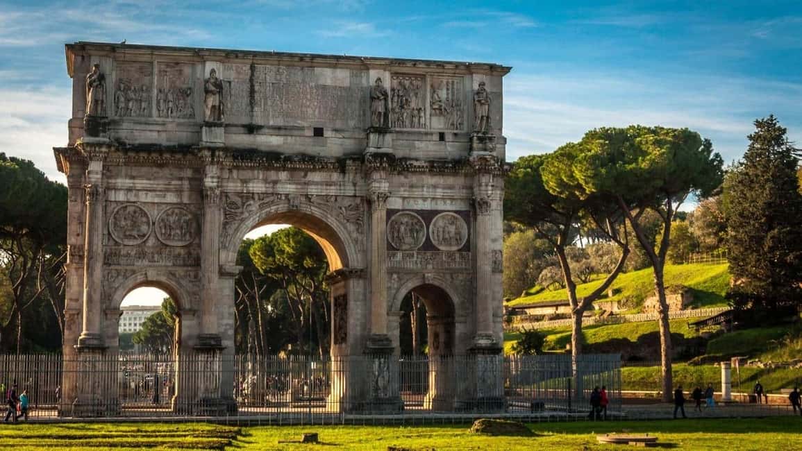 Colosseum Priority Access Tour with Palatine & Forum Entry - Palatine Hill: Views from the Emperor’s Palace Area