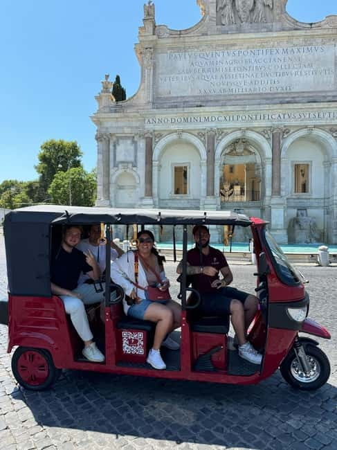 E-Tuk Tour: Express Highlights of Rome - Where You Meet on Via dei Condotti 61 and what the ride is like