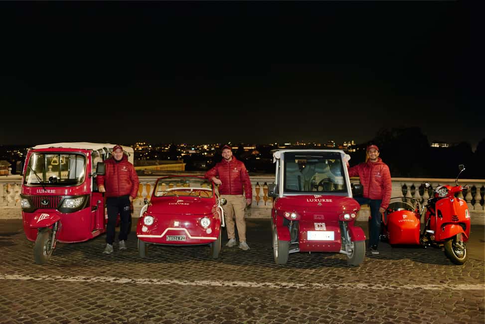 E-Tuk Tour: Rome by Night - Colosseum at night: lit up and crowd-free viewing