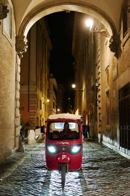 E-Tuk Tour: Rome by Night - How the 3-hour timing feels in real life