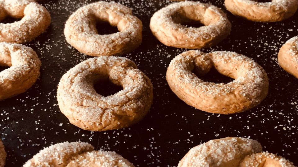 Eat as the Romans do: Trastevere Street Food Experience - The Tastings Plan: Classic Roman Bites, Wine, and Dessert