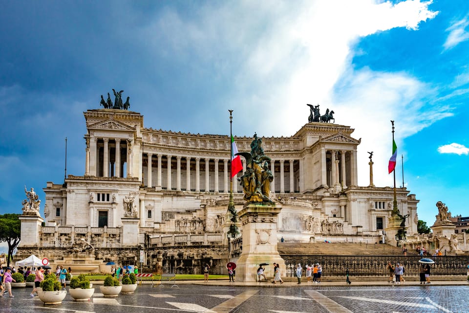 Eternal Rome: city tour with Pantheon entry ticket - Fontana di Trevi Coin Toss: Fun, Fast, and Photo-Ready