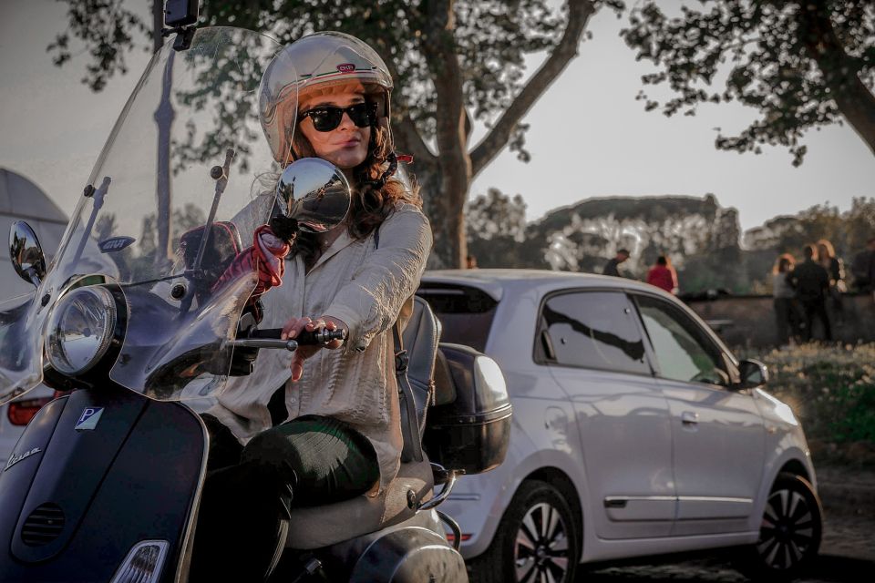 Exclusive Rome Vespa Tour with Professional Photographer - Safety, Comfort, and What to Expect on a Scooter