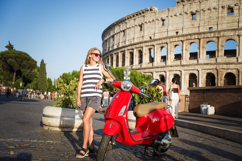 Explore city on Vespa with Professional Photographer - Ending at Fontana dell’Acqua Paola: the final postcard moment