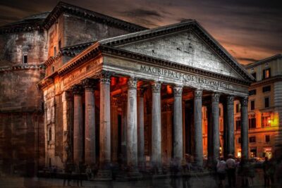 Exploring Rome's Rich Heritage: Pantheon and Jewish Ghetto - Pantheon time: oculus light, domed scale, and why it still works