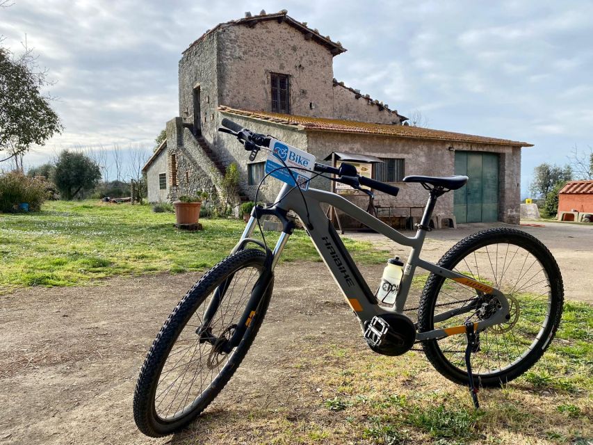 Frascati: Tour in E-Bike with Wine Tasting - Pedaling through Frascati: alleys, cathedral, and villas