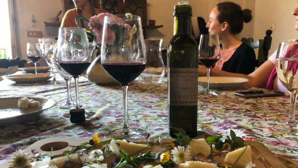 Frascati Wine Road from Rome: Tasting & Lunch - Inside the 16th-century farmhouse winery and its Roman caves