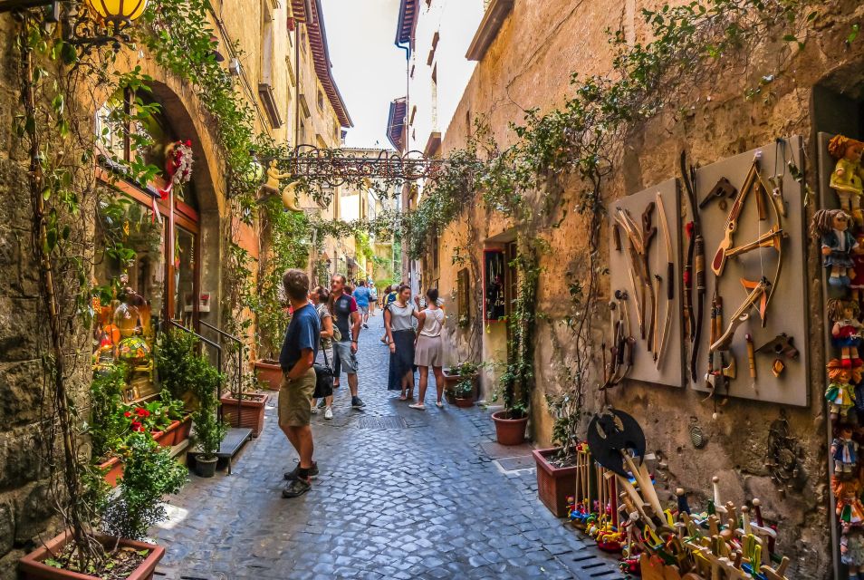 From Rome: Bagnoregio & Orvieto Day Trip with Wines & Lunch - From Piazza del Popolo to central Italy: why this day works