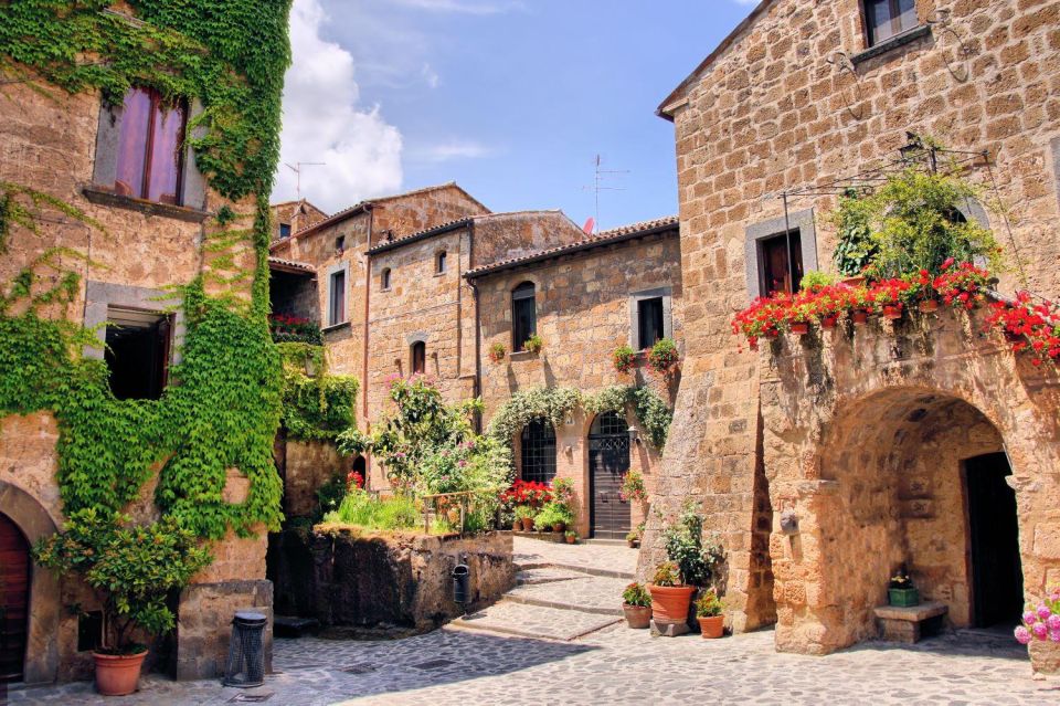 From Rome: Bagnoregio & Orvieto Day Trip with Wines & Lunch - Orvieto: cathedral views, town wandering, and Underground time