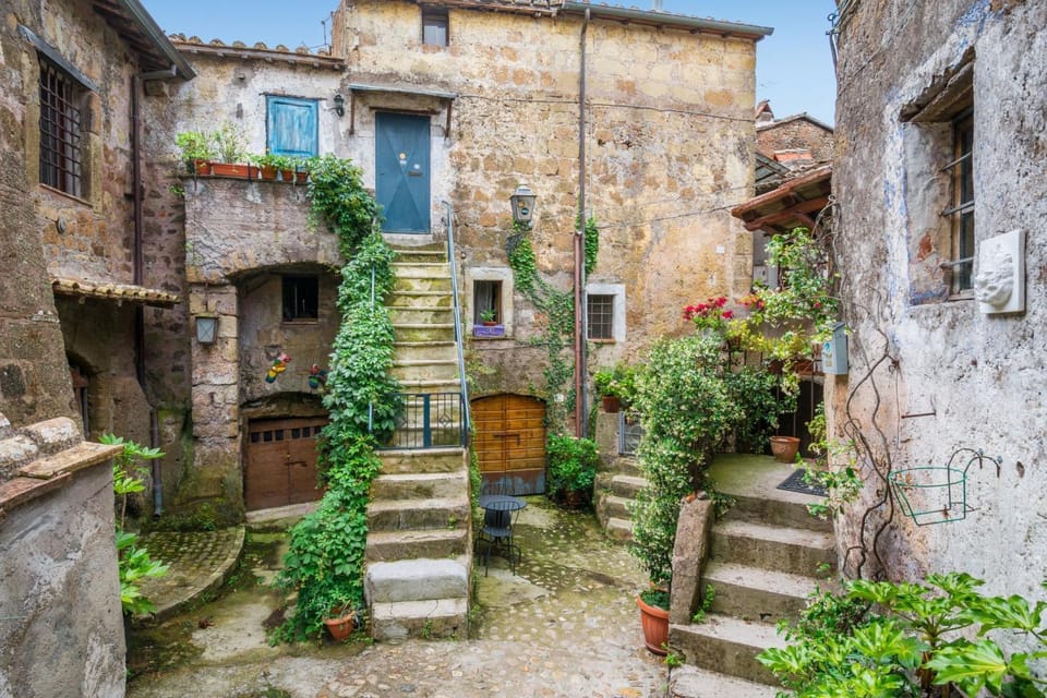 From Rome: Bracciano Lake & Calcata Day Trip, Wines & Lunch - Lake Bracciano: shoreline time and the Orsini Castle payoff