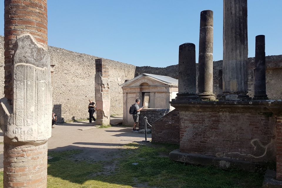 From Rome: Pompeii & Naples Small-Group Day Tour with Lunch - Key highlights at a glance
