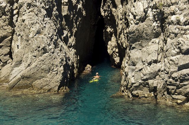 From Rome: Ponza Island Day Trip with Boat Excursion - Grotto Stops and Captain Legends: Circe and Lucia Rosa