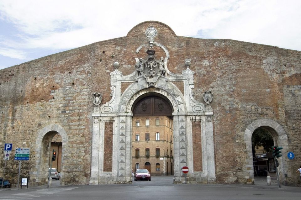From Rome: Siena & San Gimignano Semiprivate Day Trip - Rome to Chianti Hills by air-conditioned comfort