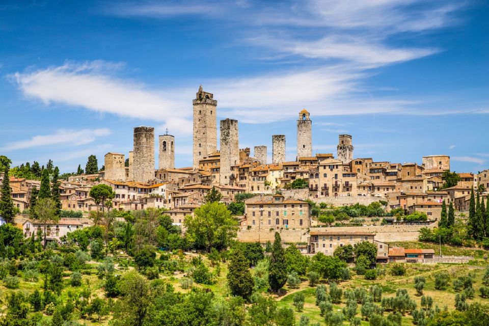 From Rome: Siena & San Gimignano Semiprivate Day Trip - Chianti winery stop: local appetizers and a proper tasting rhythm