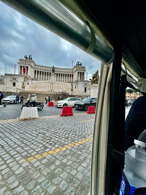 Golf Cart Tour: Private Experience of Rome's City Center - Spanish Steps finish: a photogenic send-off without over-walking