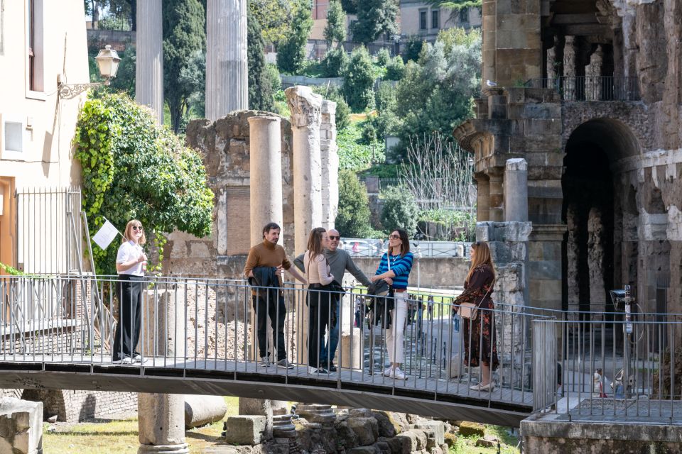 Guided tour of Roman Forum & Palatine Hill - Palatine Hill: views, gardens, and the emperor-home zone