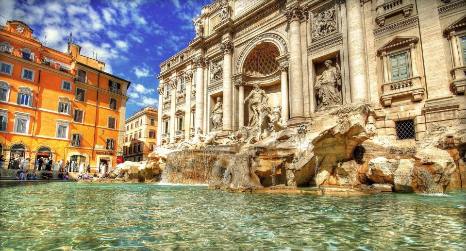 Highlights of Rome: Historical Center Walking Tour - Piazza Colonna and the Temple of Hadrian: Roman greatness outside the selfie lane