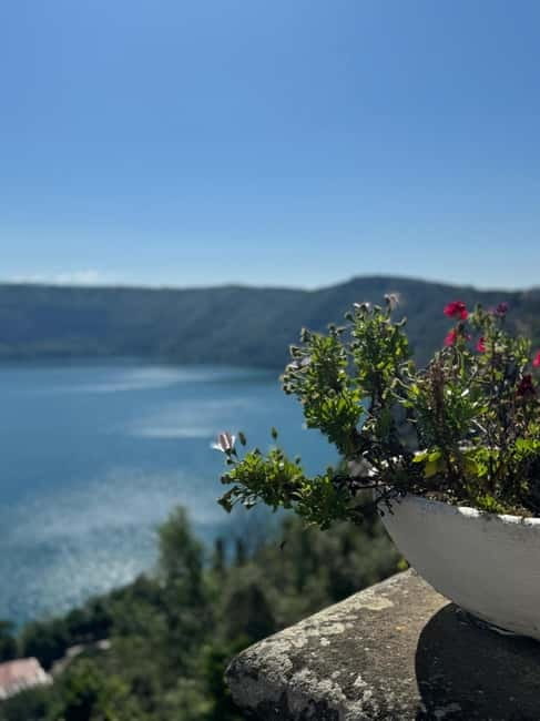 Jubilee: Castel Gandolfo and the gardens of the papal villas - Viewpoint time: panoramic terrace energy over Lake Albano