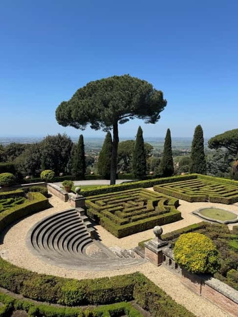 Jubilee: Castel Gandolfo and the gardens of the papal villas - Should you book Jubilee: Castel Gandolfo and the papal villas gardens?