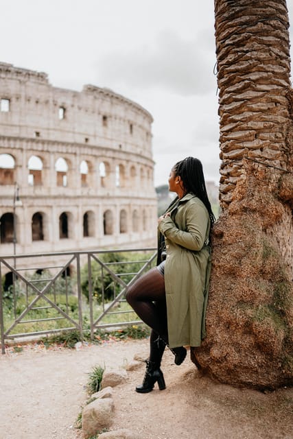 Mini Photo-session at Colosseum with Photographer - Entering the Colosseum shoot zone: quick setup, real confidence