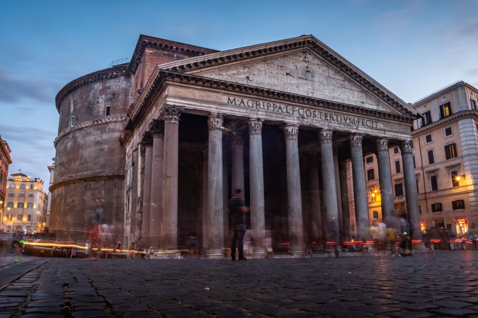 Pantheon and Jewish Ghetto Tour - Raphael’s tomb, Italian monarchs, and the Pantheon’s second life