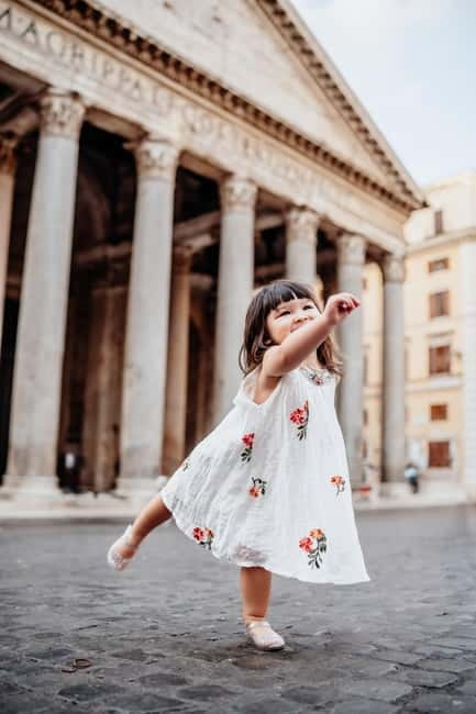 Photo Shoot in Rome with Vespa And Vintage Fiat 500 Options - Pantheon dome + facade shots in a square that always delivers