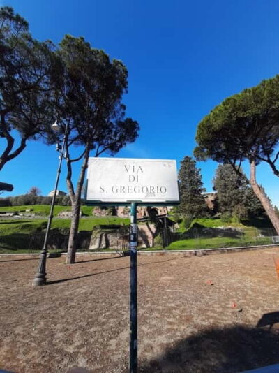Private 1.5-Hour Family-Friendly Tour of the Colosseum - Meeting at the Arch of Constantine: Easy Start, Less Waiting