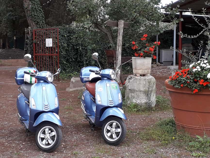 RENTA A VESPA - The Vespa Primavera rules: age, experience, and who gets to ride
