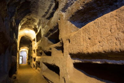 Roman Catacombs Guided Tour with Transfer from Rome Center - What happens on the ground tour underground