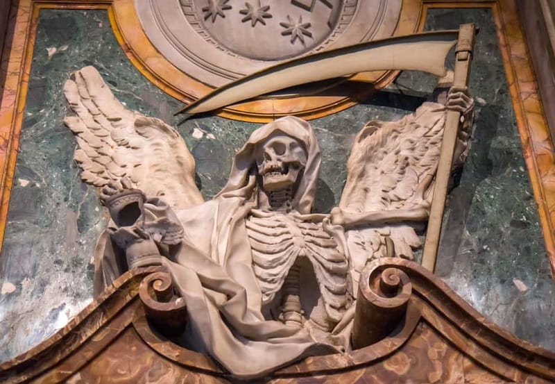Rome: 2.5-Hour San Clemente & Underground Private Tour - San Pietro in Vincoli: chains, relics, and Michelangelo’s unfinished Moses