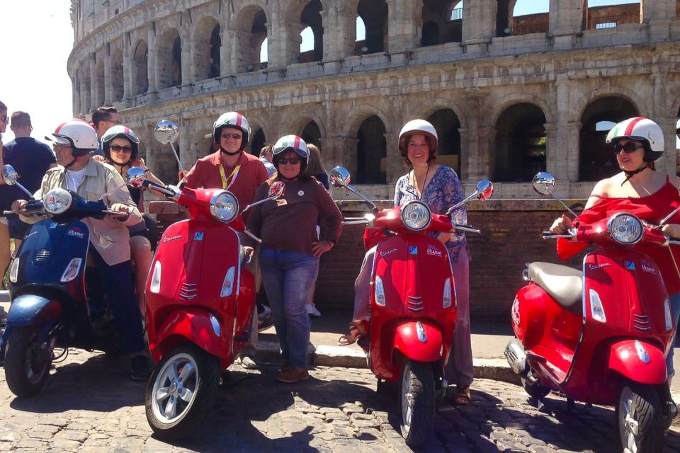 Rome 24-Hour Vespa Primavera Rental - What You Get: Helmets, Trunk, and the Anti-Theft Chain