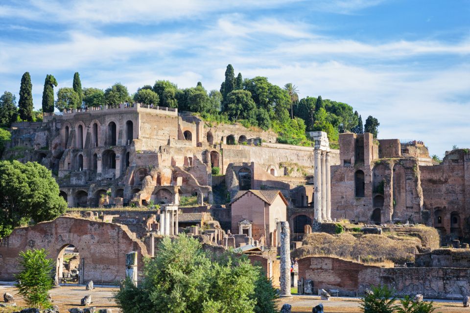 Rome: 3.5-Hour Small Group E-Bike Tour - Trevi Fountain: a picture-perfect stop with a calmer ride rhythm