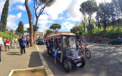 Rome: 3-Hour Panoramic Luxury Golf Cart Tour - Meeting near the Colosseum and settling into the electric ride