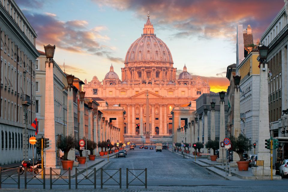 Rome: 3-Hour Private Foodie Tour with Vatican Views - Trapizzino and craft beer: Roman street food with a twist