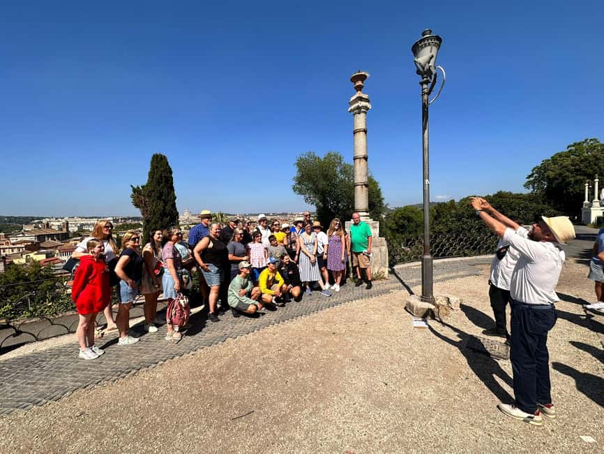 Rome: 4 hours Deluxe Golf cart Personalised Sightseeing tour - Why a Golf Cart Tour Works So Well in Central Rome