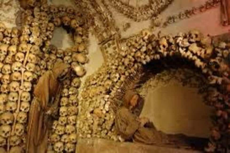 Rome: Appian Catacombs tour with transfere - Why the Appian Way Produced Roman Underground Cemeteries