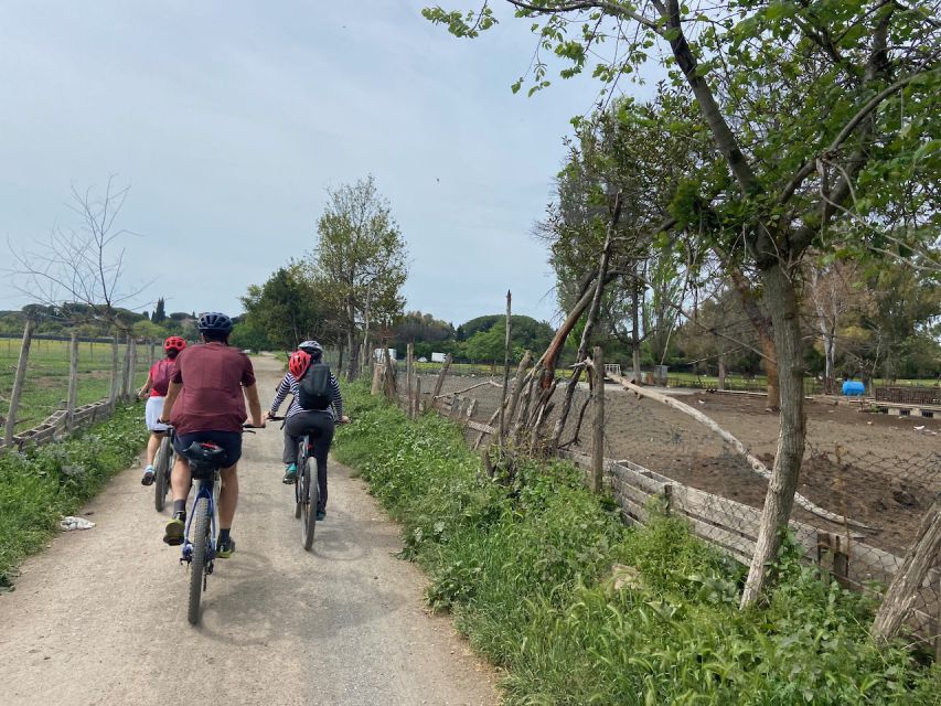 Rome: Appian Way Guided Tour on E-Bike with italian Aperitif - The opening Roman hits: Baths of Caracalla, Porta San Sebastiano, Villa di Massenzio
