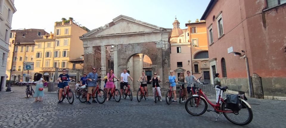 Rome at Night Bike Tour - Santa Maria in Trastevere to Piazza Trilussa: what to notice at night