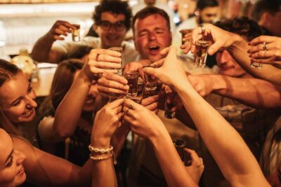 Rome: Bar Crawl with Guide and Drinks Included - Meeting at Piazza della Madonna dei Monti (and Getting Started Right)