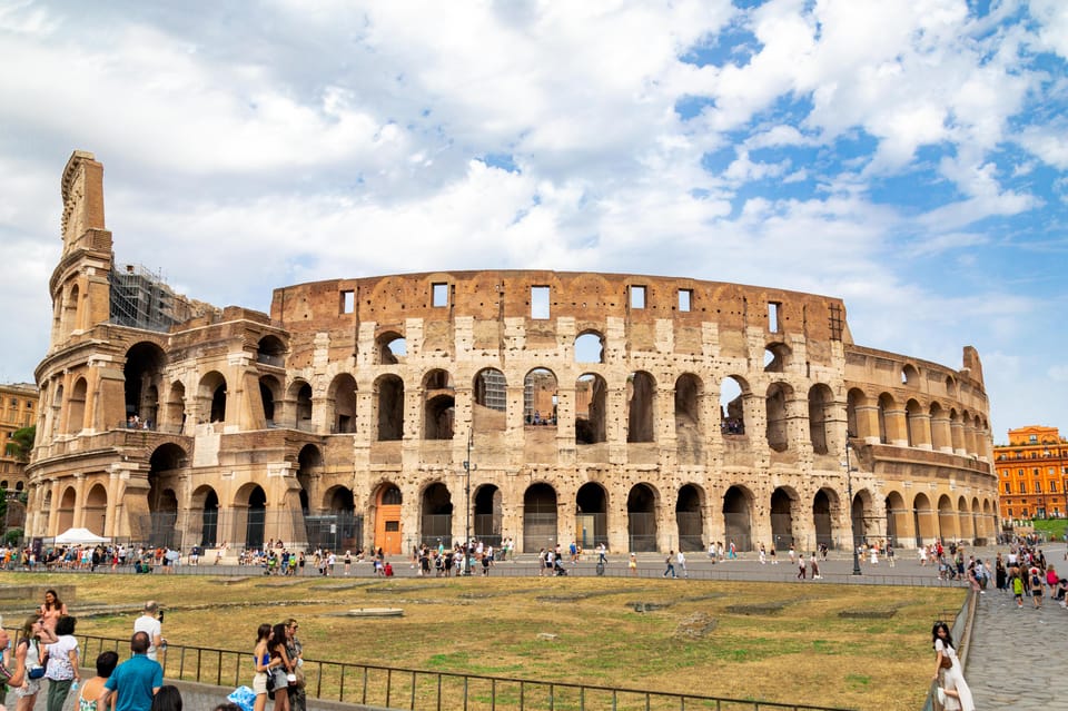 Rome: Best of Colosseum and Roman Forum Guided Tour - Small-group comfort: headsets, questions, and pacing