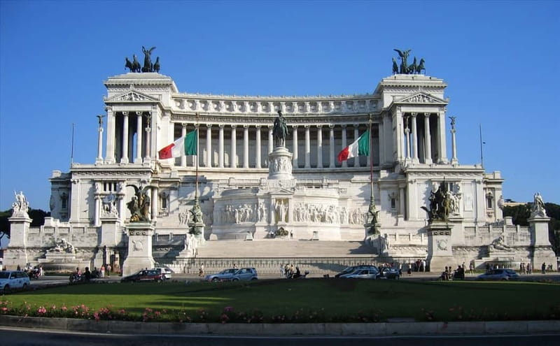 Rome Bike Rentals - Why the Tiber banks feel like Rome, not just a postcard