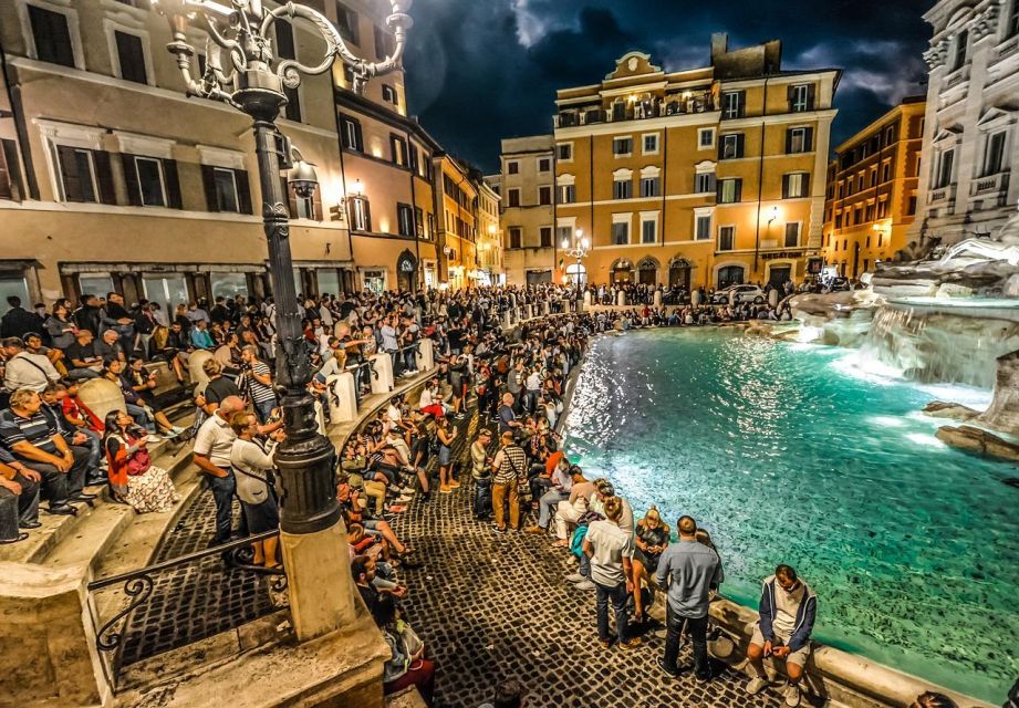 Rome by night in Mercedes Van 2 hour - The itinerary in real life: quick stops with just enough time