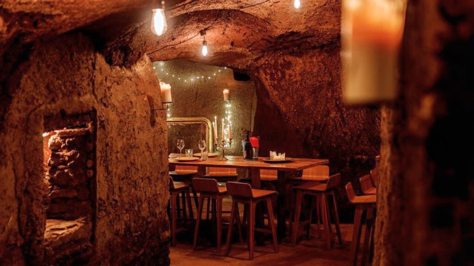 Rome: Candlelight Wine tasting in ancient roman Cave - Key highlights worth marking on your map