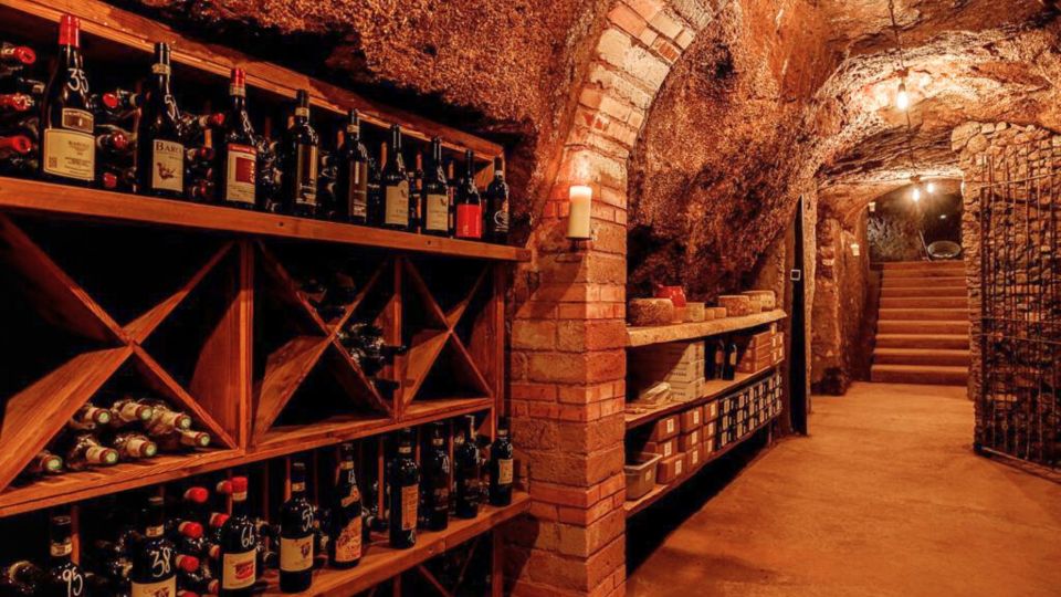 Rome: Candlelight Wine tasting in ancient roman Cave - Why this Roman cave tasting starts with the setting