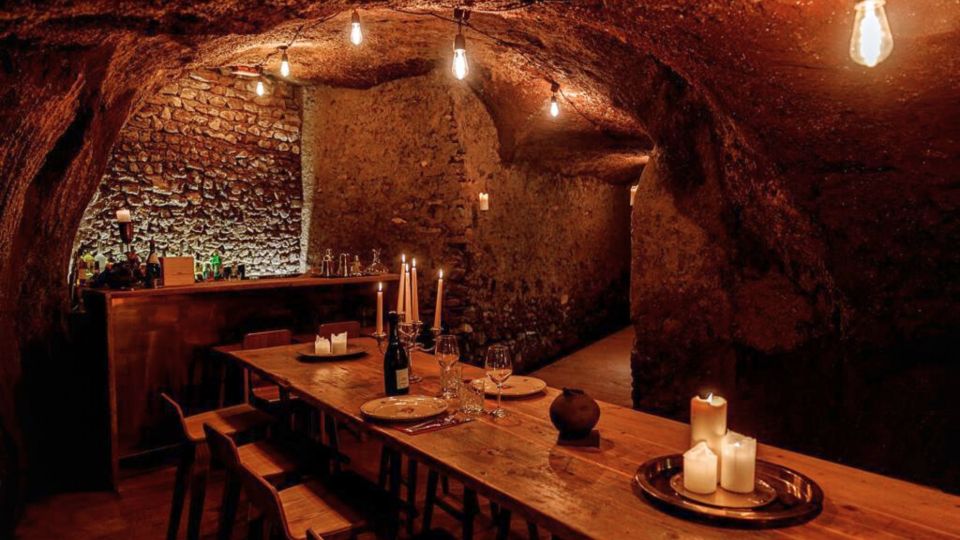 Rome: Candlelight Wine tasting in ancient roman Cave - The candlelight aperitif: food pairings that keep the tasting moving