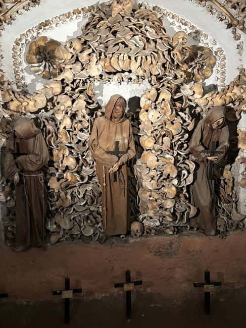 Rome: Capuchin Crypt & Rome’s Dark Secrets Small Group Tour - Entering the Capuchin Crypt: 3,500 bones and why it matters