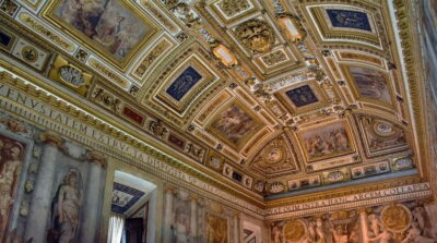 Rome: Castel Sant’Angelo Priority Line Ticket & Audio Guide - The building story you’ll hear: mausoleum to fortress to prison